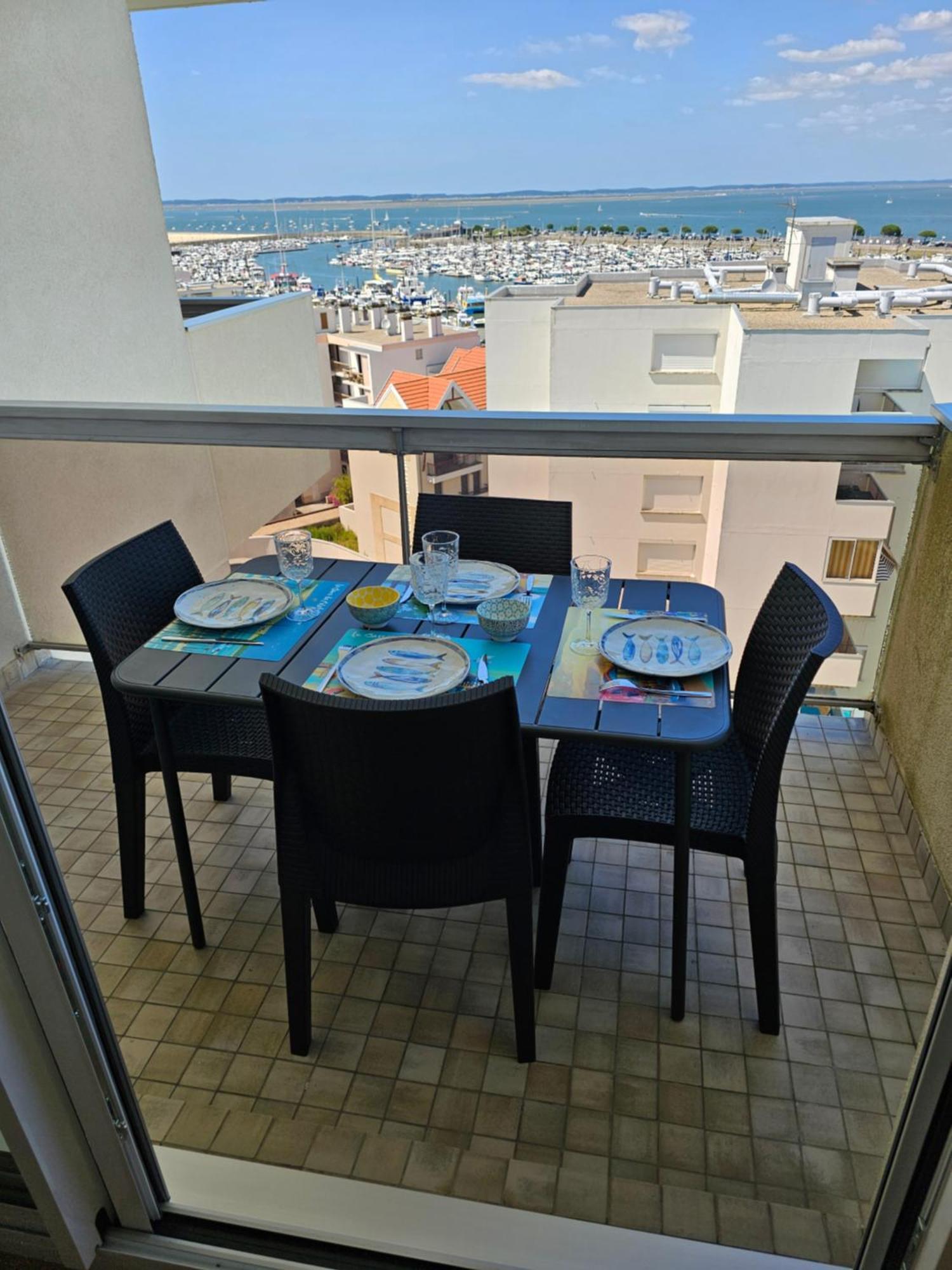 Vue Panoramique Sur Bassin,Piscine Et Terrasse Lejlighed Arcachon Eksteriør billede